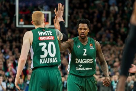 Ανετη νίκη για την Ζαλγκίρις πριν τον «τελικό» με τον Ολυμπιακό (93-78)