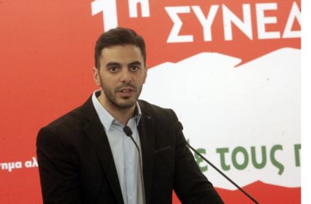 Χριστοδουλάκης: Ο Τσίπρας ενεργεί ως ντίλερ της πολιτικής