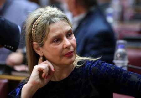 Παπακώστα: Μετά τον Παππά ακύρωσε και εκείνη επίσκεψή της