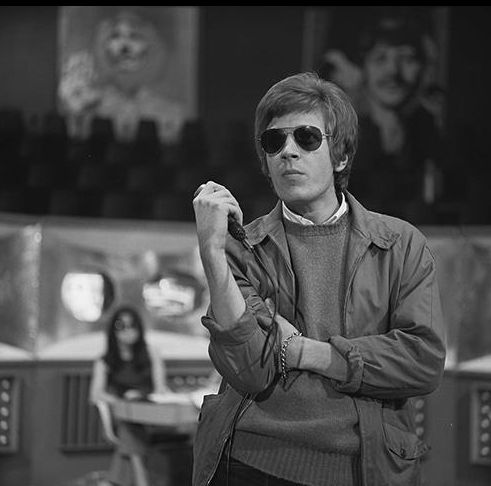 Πέθανε ο μουσικός Scott Walker, ο «ποπ ήρωας της πειραματικής σκηνής»