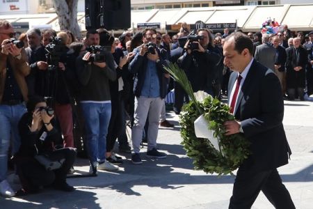 Αποδοκιμασίες κατά της κυβέρνησης για τη Μακεδονία και στο Ηράκλειο