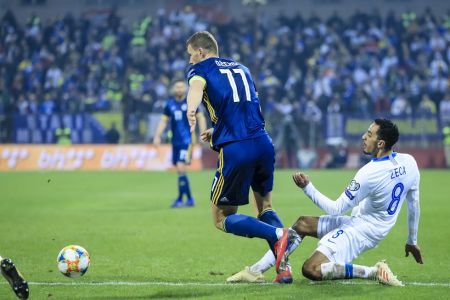 Εθνική ψυχή: Το 2-2 της Γαλανόλευκης με την κεφαλιά του Κολοβού (vid)