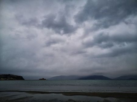 Καιρός: Βροχές, καταιγίδες και χιόνια