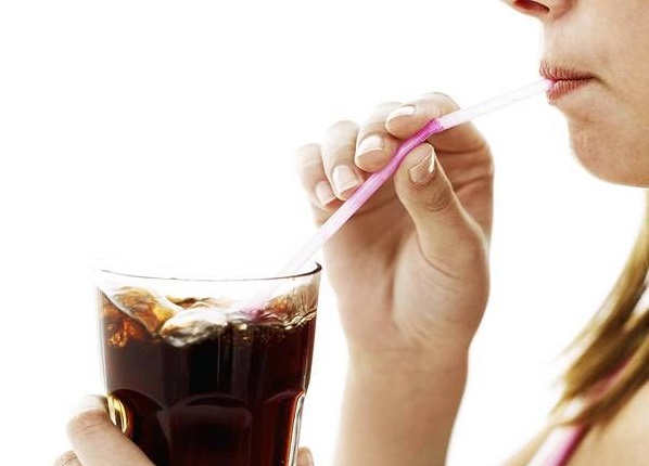 Ευρωπαϊκό Κοινοβούλιο: Επικύρωσε την κατάργηση πλαστικών μιας χρήσης