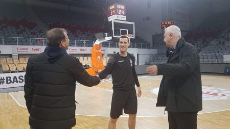 Μπάμπεργκ – ΑΕΚ : Το «καλωσόρισμα» του Νίκου Ζήση στην Ένωση