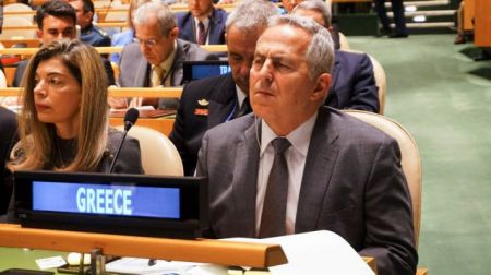 Αποστολάκης : Προειδοποίηση στην ειρηνευτική δύναμη του ΟΗΕ