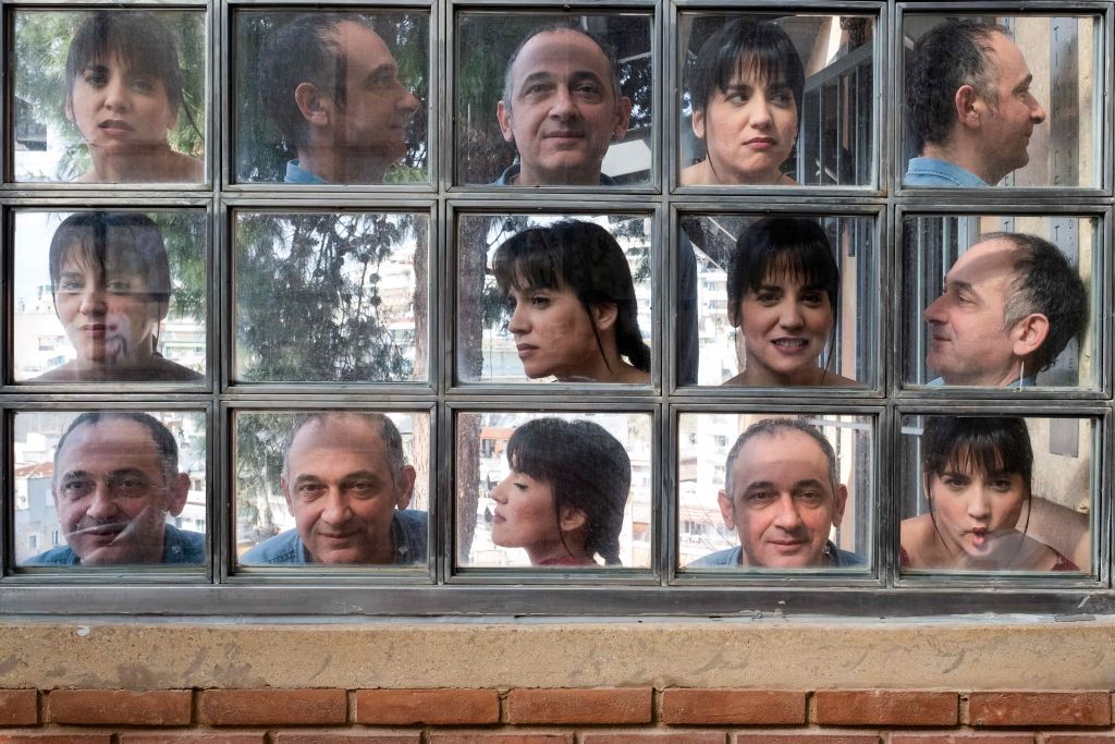 «Μεταξύ Πειραιώς και Νεαπόλεως» του Γεώργιου Βιζυηνού από την ομάδα mālum discordiae