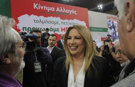 Σηκώνει αυλαία το συνέδριο ΚΙΝΑΛ: Τα πραγματικά στοιχήματα, οι κρίσιμες ομιλίες και ο πράσινος ήλιος