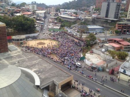Βενεζουέλα: Δακρυγόνα κατά διαδηλωτών στο Καράκας