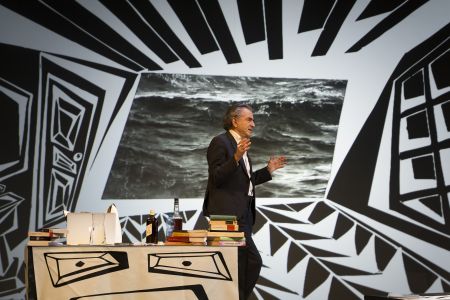 Μπερνάρ – Ανρί Λεβί : «To Brexit είναι μια συλλογική αυτοκτονία»