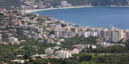 Στο κόκκινο οι σχέσεις Ελλάδας-Αλβανίας: Η δήμευση περιουσιών ομογενών και το μήνυμα Τσίπρα σε Ράμα