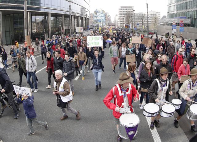 Βέλγιο: Χιλιάδες πολίτες στο δρόμο για το κλίμα