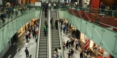 Συναγερμός στην Κύπρο : Εκκενώθηκαν δύο Mall και αεροπλάνο στη Λάρνακα