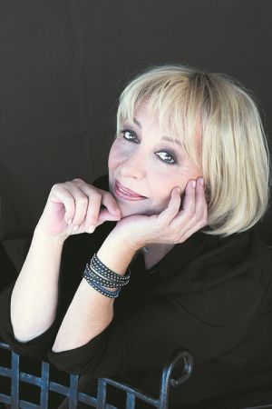 «Τραγουδάω με την επτάχρονη εγγονή μου»