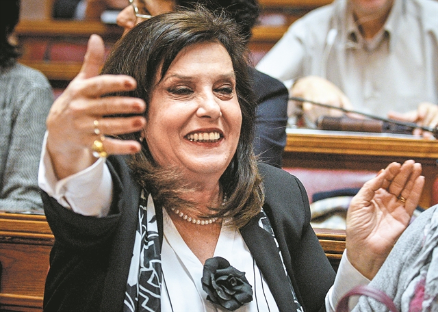 Τα δώρα του Τσίπρα στον Μητσοτάκη