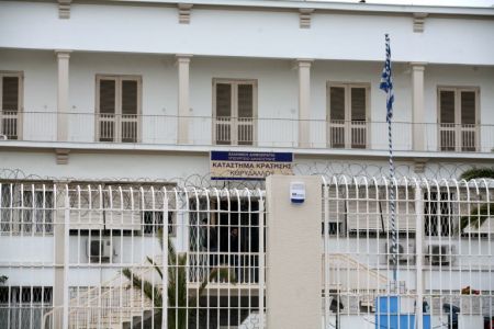 «Μαφία των φυλακών» : Προφυλακίζεται η 45χρονη δικηγόρος