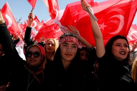 Τουρκία εκλογές: Παρατυπίες στην Άγκυρα καταγγέλλει ο υποψήφιος του Ερντογάν