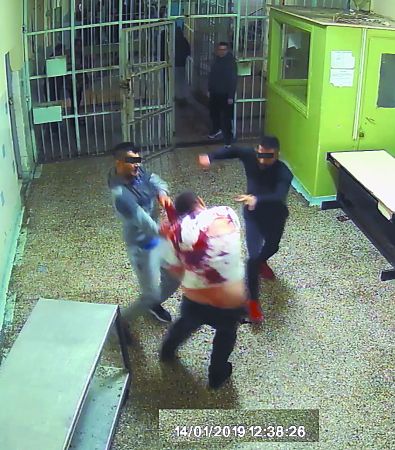 Δολοφονία στον Κορυδαλλό: Σε ρόλο Πόντιου Πιλάτου η κυβέρνηση