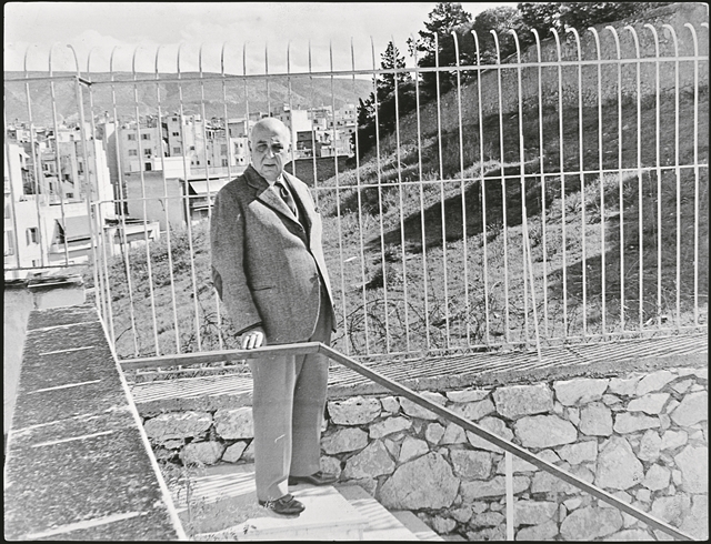 O Σεφέρης στα χρόνια       της δικτατορίας