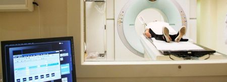 ΙΣΑ: ‘Εως και 6 μήνες για ακτινοθεραπεία οι καρκινοπαθείς
