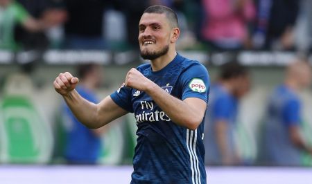 Αμβούργο : Η… ανάσταση του Κυριάκου Παπαδόπουλου 11 μήνες μετά