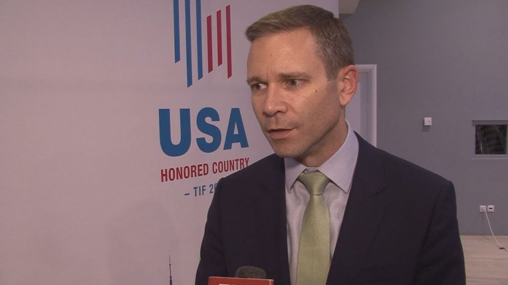 Αμερικανός πρόξενος : Η Ελλάδα να εκμεταλλευτεί τον τομέα της ενέργειας