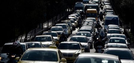 Κομφούζιο στους δρόμους της Αθήνας