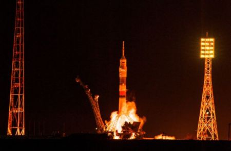 Κίνηση στο Διάστημα! Δύο εκτοξεύσεις πυραύλων και μια άφιξη στην τροχιά της Σελήνης