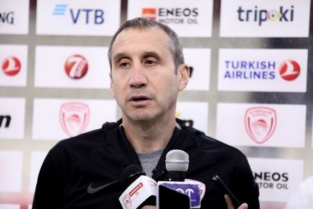 Μπλατ : «Η μοίρα θα είναι στα χέρια του Ολυμπιακού, εάν…»