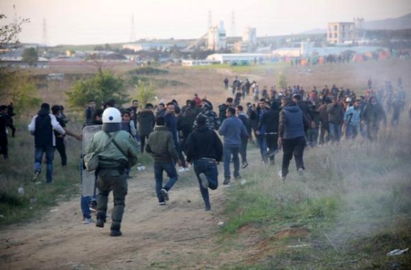 Διαβατά: Φήμη στο Facebook πως θα ανοίξουν τα σύνορα για Ευρώπη προκάλεσαν τα επεισόδια