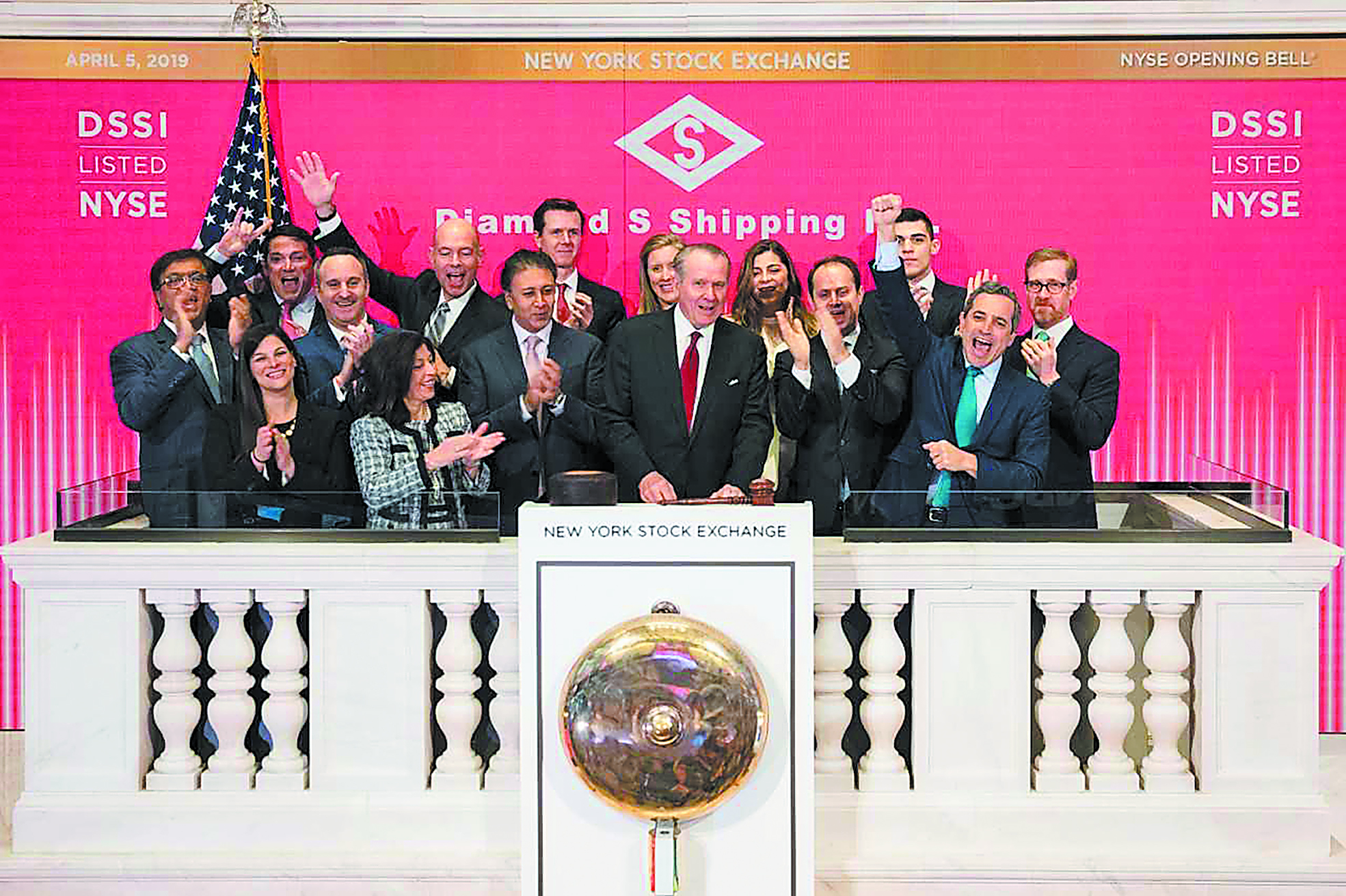 Με ελληνικό χρώμα το άνοιγμα της Γουόλ Στριτ