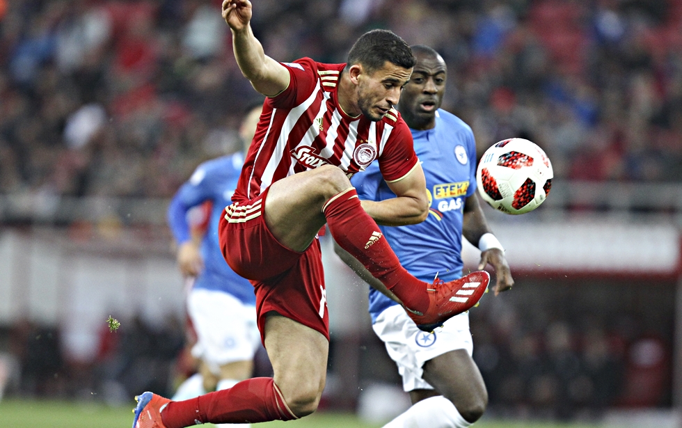 Σκανάρει την αγορά για δεξιό μπακ ο Ολυμπιακός