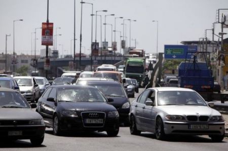 Καθυστερήσεις στον Κηφισό μετά από καραμπόλα στη Λένορμαν