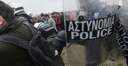 Αστυνομική βία σε φωτορεπόρτερ καταγγέλλει η ΕΦΕ