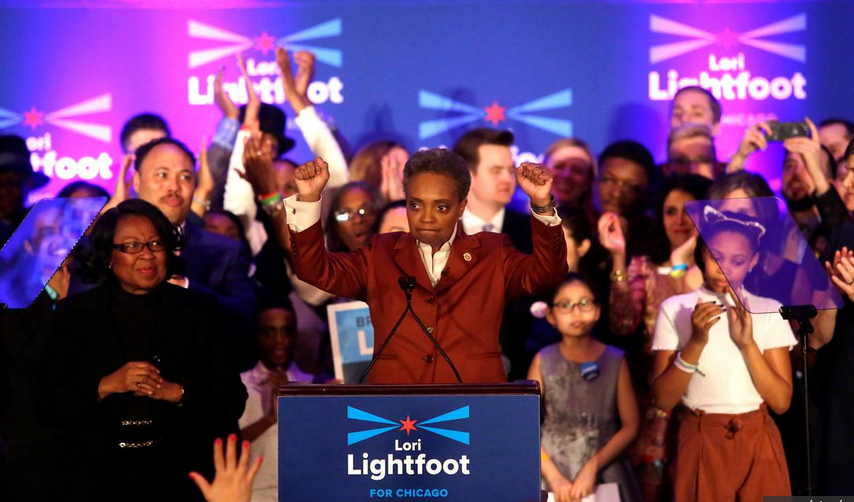 Σικάγο: Η δήμαρχος Λόρι Λάιτφουτ κατηγορεί την Αστυνομία για ρατσισμό