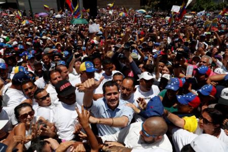 Βενεζουέλα: Ξανά στους δρόμους οι πολίτες