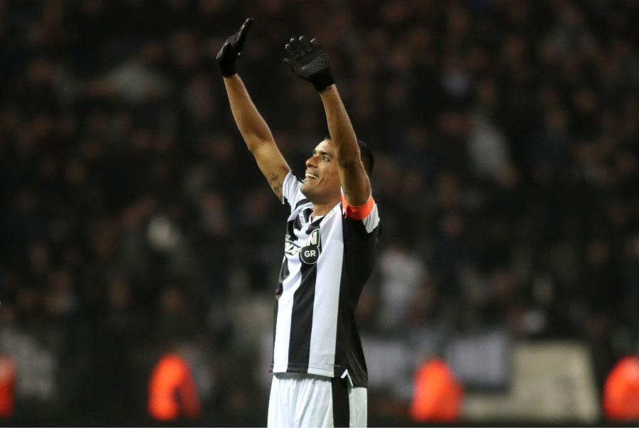 Μάτος: Να παίζουν σαν άντρες και όχι σαν κοριτσάκια