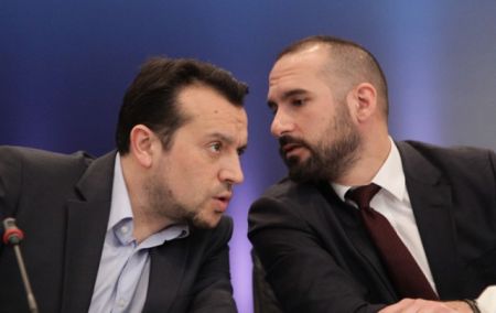 Τζανακόπουλος αδειάζει Παππά για «Μανόλο» και Αρτεμίου