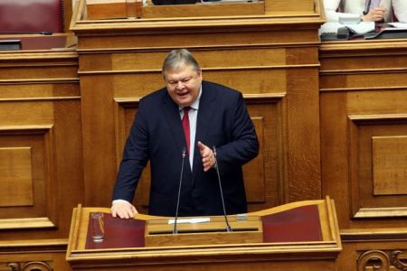 Βενιζέλος για Novartis : Ο ΣΥΡΙΖΑ επιτίθεται στο πολίτευμα