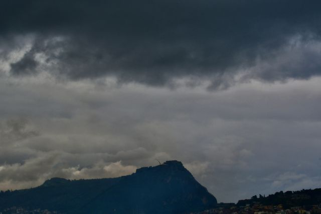 Καιρός: Επιστρέφουν οι βροχές και καταιγίδες σε όλη τη χώρα