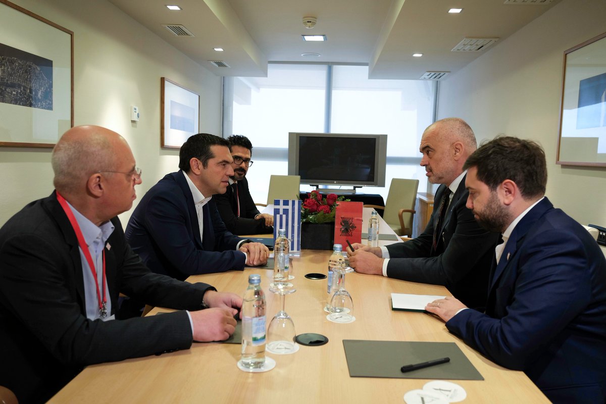 Με Ράμα συναντάται ο Τσίπρας – Στο φόντο οι περιουσίες των ομογενών στη Χειμάρρα