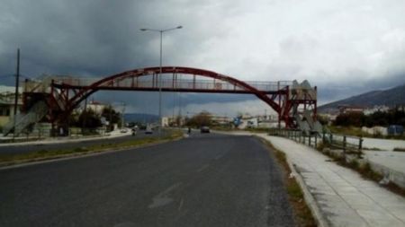 Βόλος: Αστυνομικοί απέτρεψαν δύο αυτοκτονίες