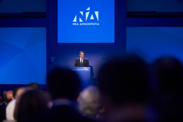 Ο Κ. Μητσοτάκης παρουσιάζει τους υποψήφιους ευρωβουλευτές του