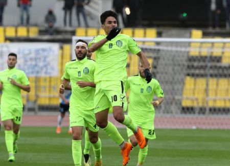 Στο κυνήγι του Πλατανιά ο Απόλλων Λάρισας