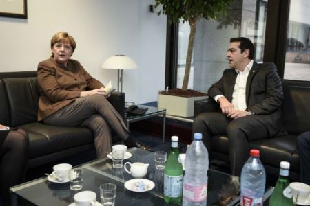 Parliament authorises government to demand WWII Nazi loan, reparations