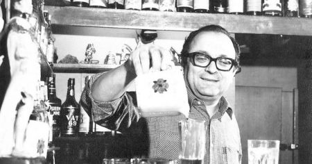 Θεόδωρος Παπαθεοδώρου: Πέθανε ο ιδιοκτήτης του θρυλικού Au Revoir της Αθήνας