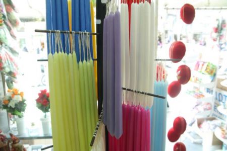 Πασχαλινό ωράριο: Ανοιχτά τα καταστήματα την Κυριακή