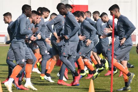 Ολυμπιακός : Τα καλοκαιρινά φιλικά παιχνίδια