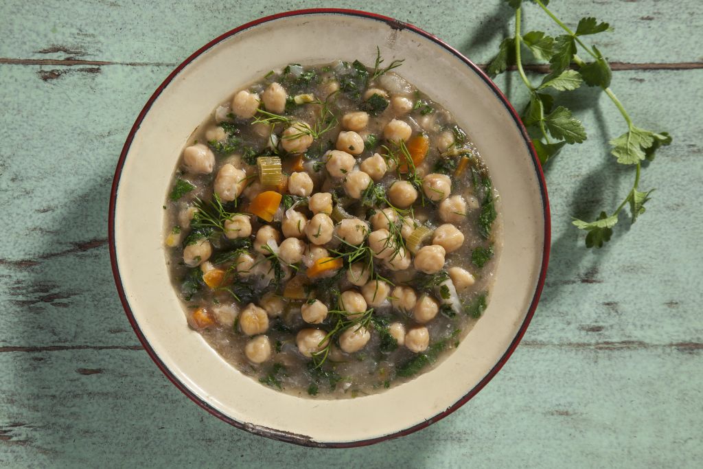 Ρεβίθια φρικασέ με καυκαλήθρες και μάραθο