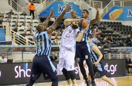 Ο ΠΑΟΚ διαλύθηκε, ο Ιβάν κοιτάζει…